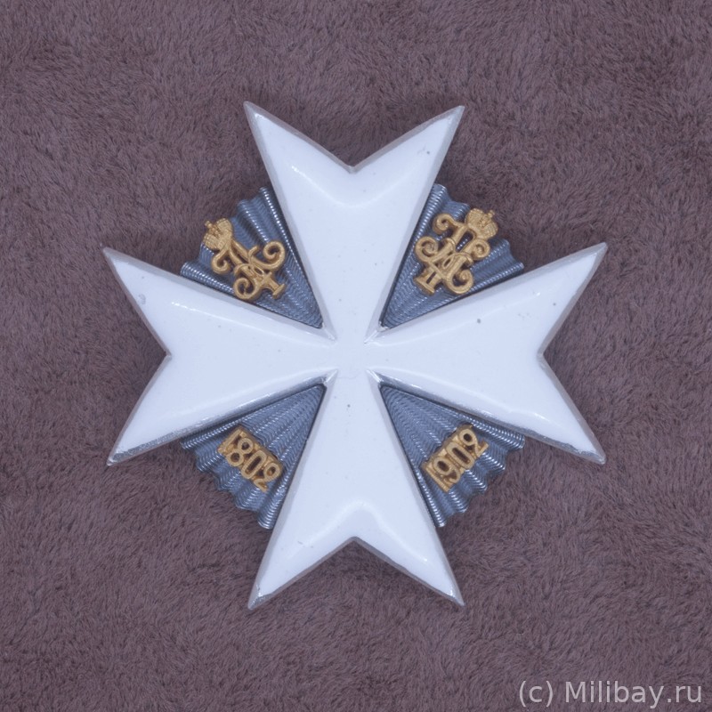 Знак выпускника Пажеского кадетского корпуса